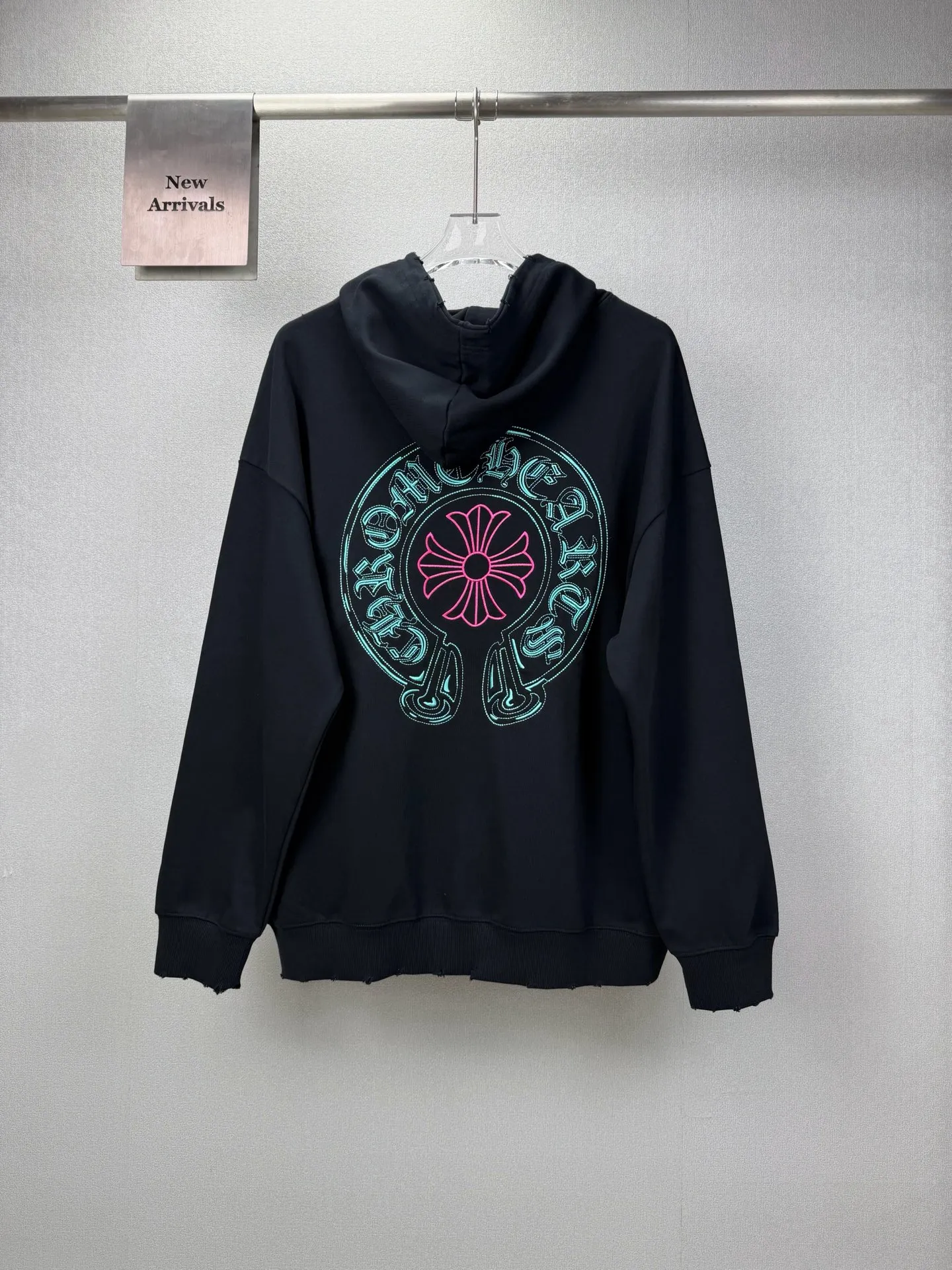 2026New Arrival 🪡 logo Same Style Quality😘😘 g Versatile 👍 ：Black、 Gray Size：S-XL